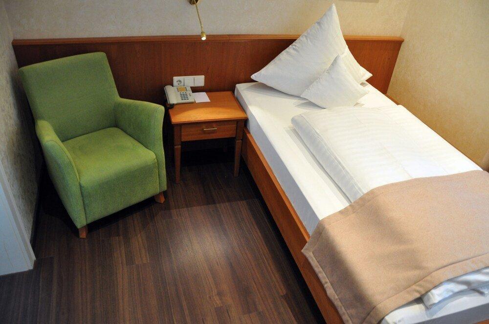 Anna Hotel 4*