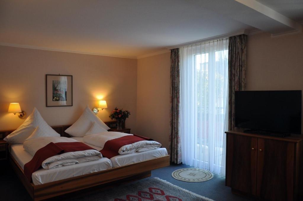 Anna Hotel